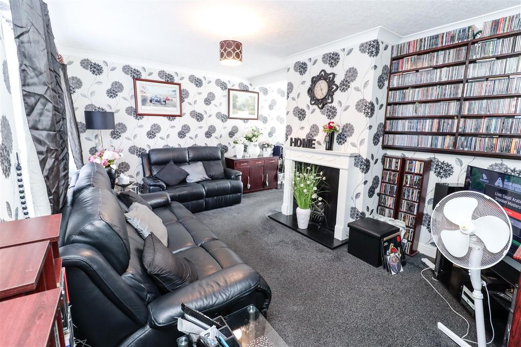 Property photo 2 of 15 Img_5152.Jpg