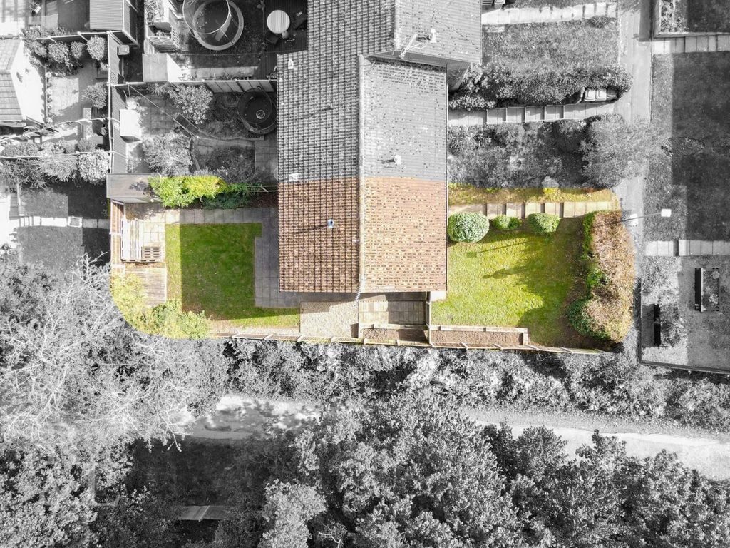 Property photo 2 of 16 Grainger (12).Jpg