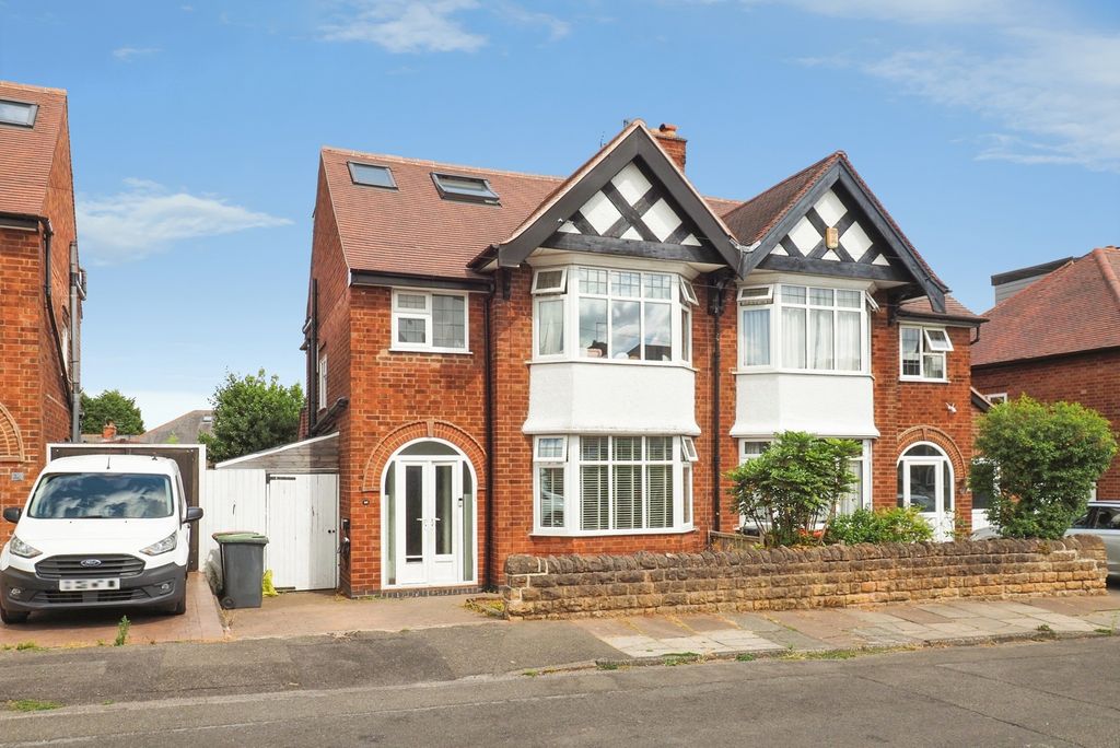 Property photo 1 of 30 Pbox-Img.Jpg