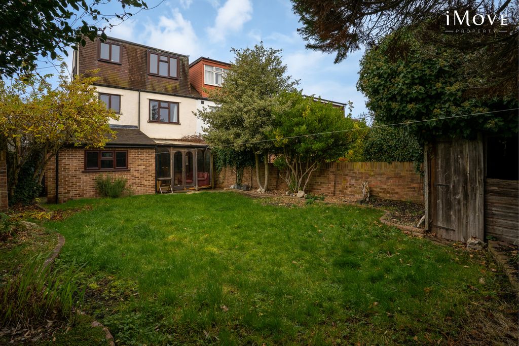 Property photo 3 of 13