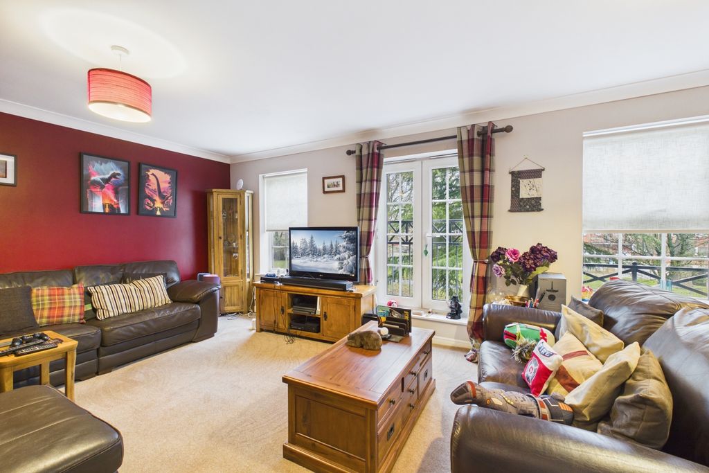 Property photo 1 of 25 Cam03162G0-Pr0403-Still010