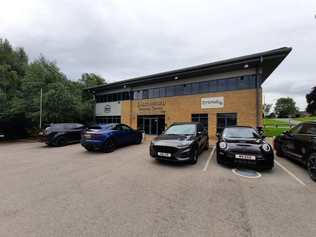 Property photo 1 of 10 Photo 3