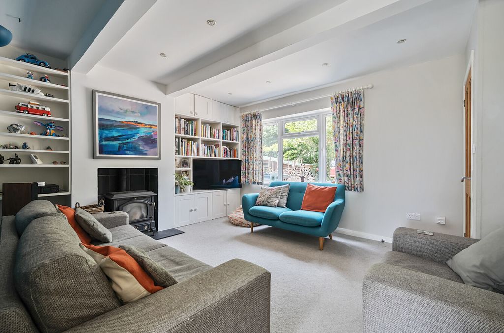 Property photo 3 of 24 1325031-8-687E2c6...