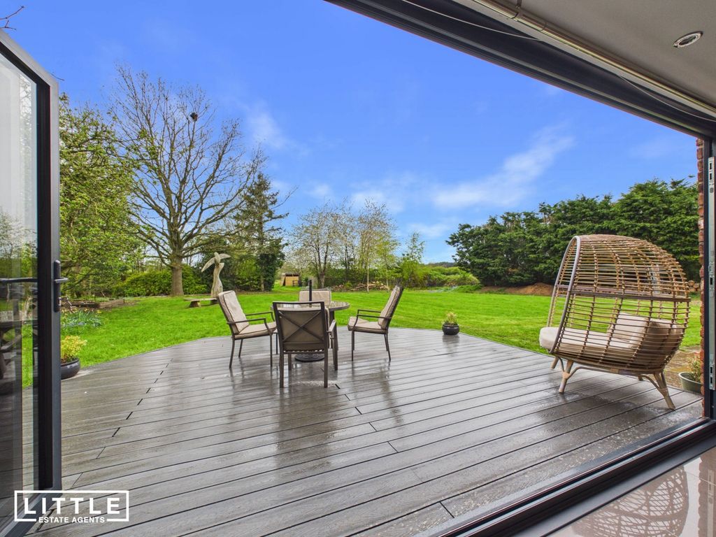 Property photo 3 of 59 Photo 5