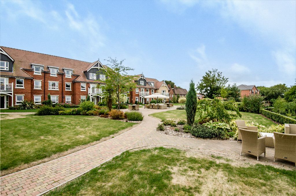 Property photo 1 of 11