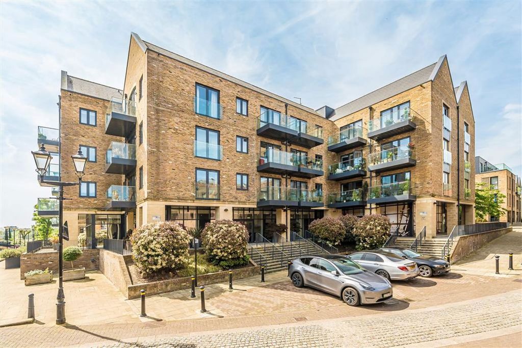 Property photo 1 of 6