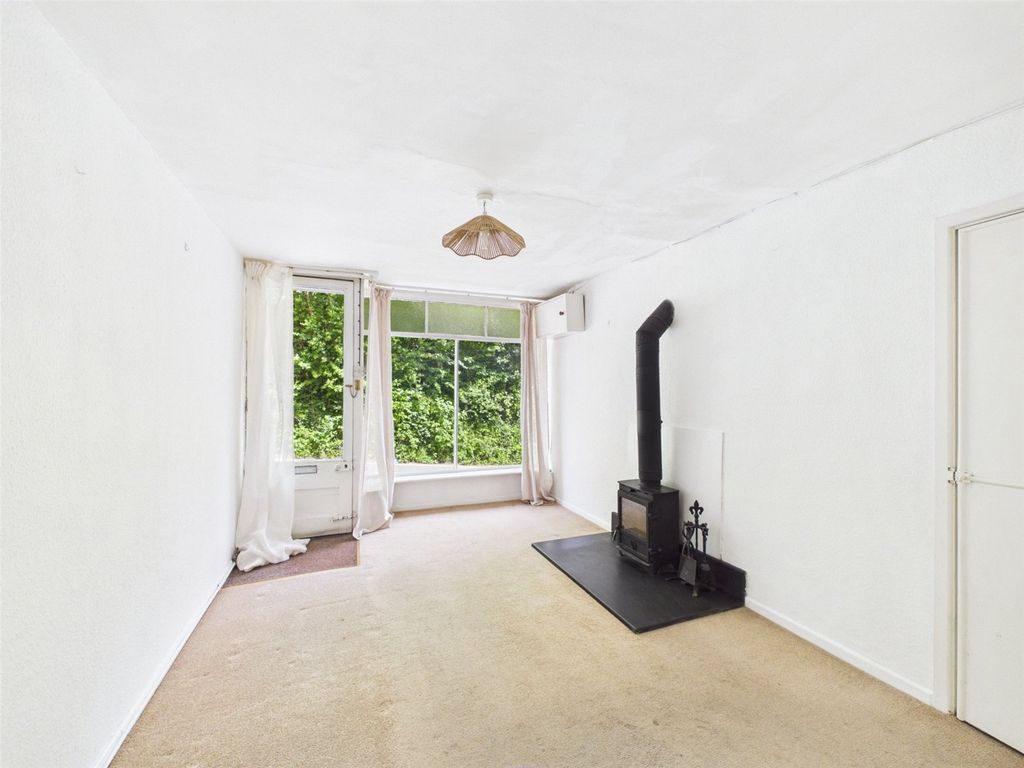 Property photo 3 of 12 Picture No. 20