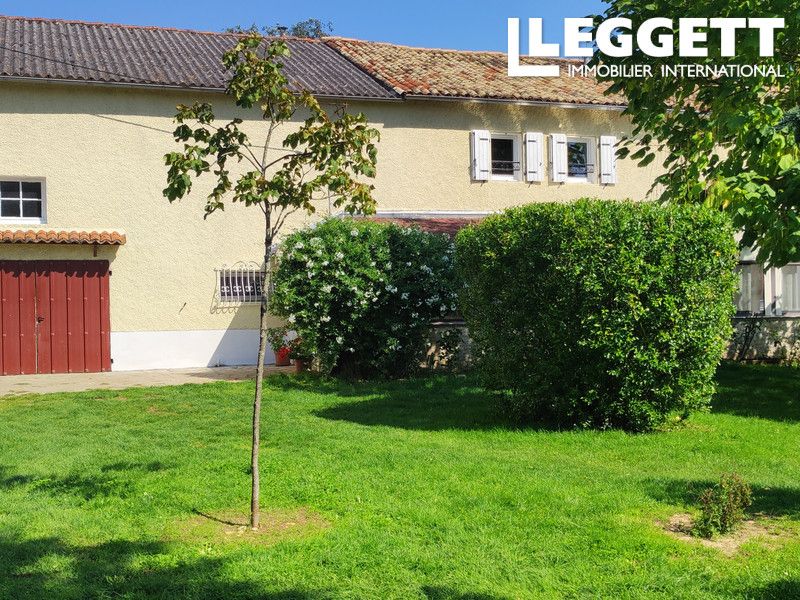 Property photo 2 of 10