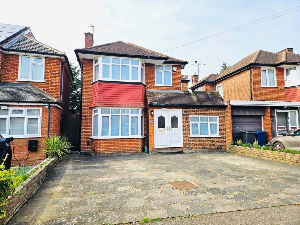 Property photo 1 of 17