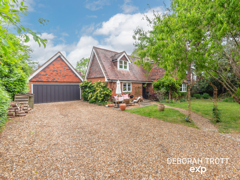 Property photo 1 of 44