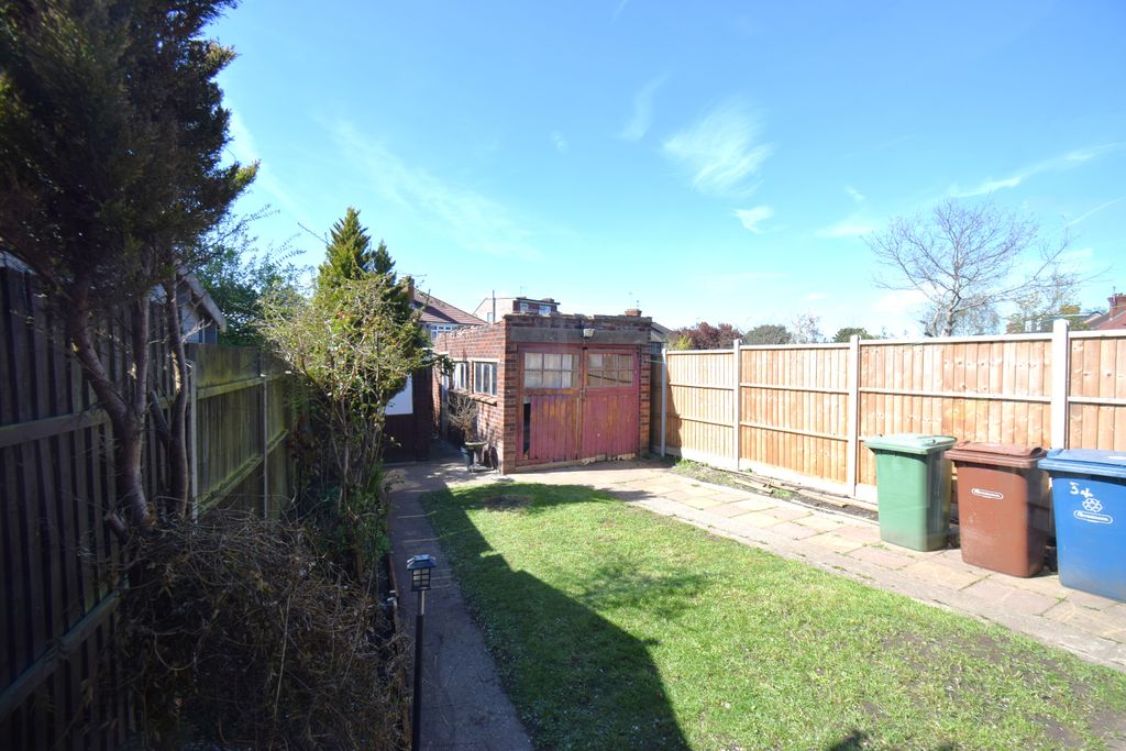 Property photo 1 of 12 Garden