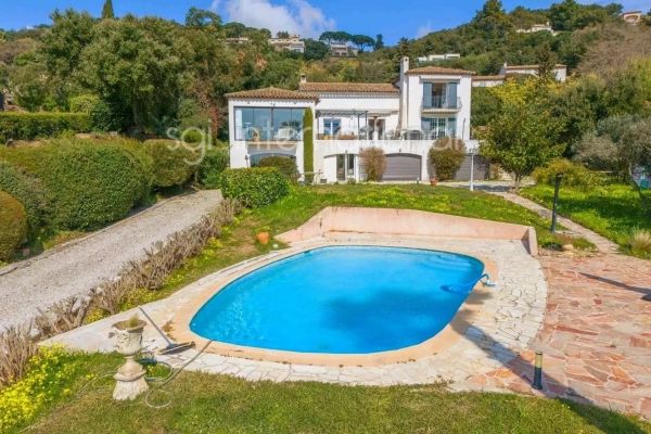 Property photo 3 of 7