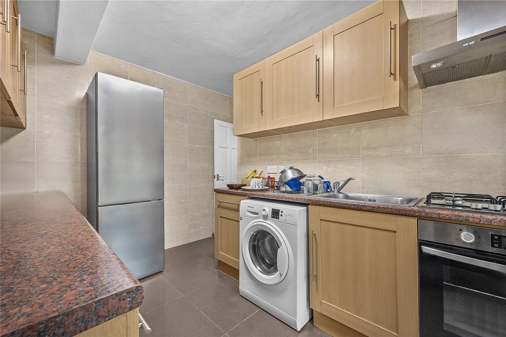 Property photo 3 of 12 Picture No. 27