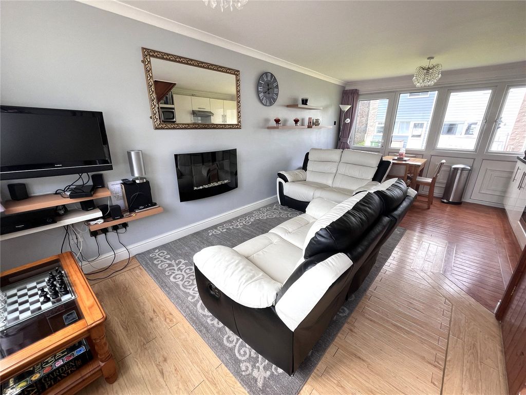 Property photo 2 of 14 Picture No. 06