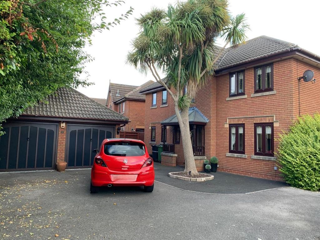 Property photo 1 of 33