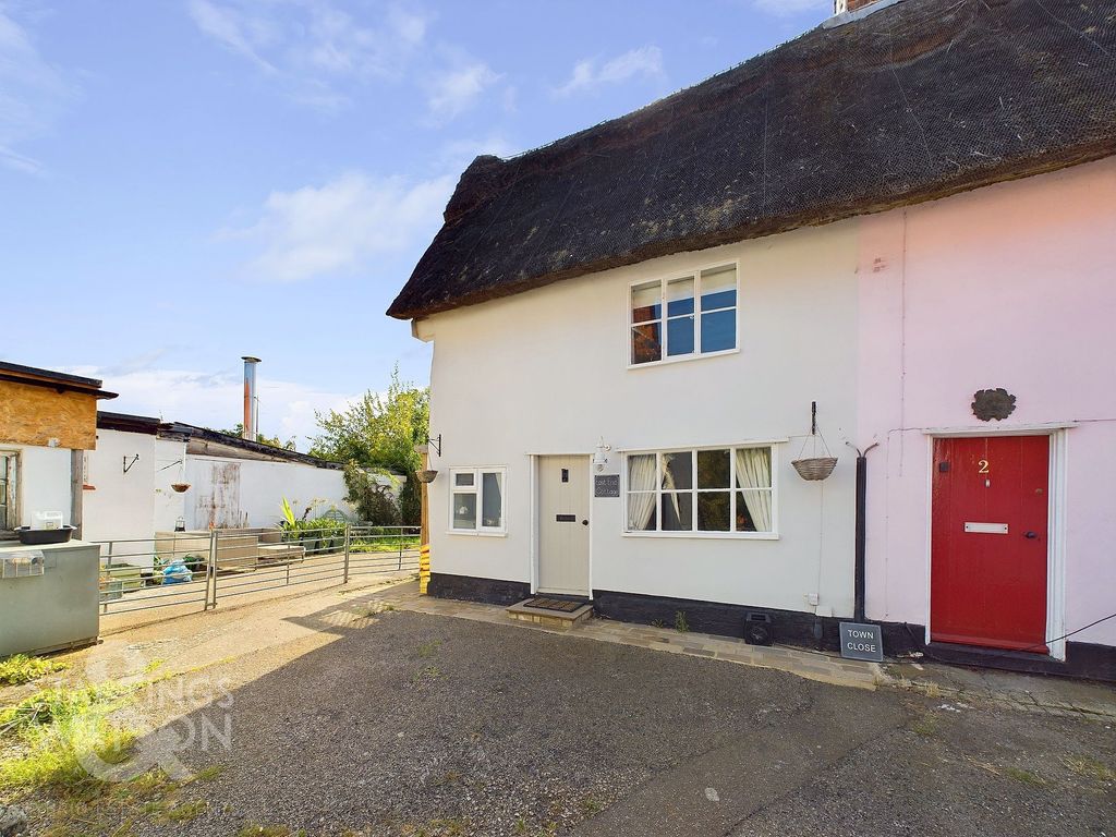 Property photo 2 of 19