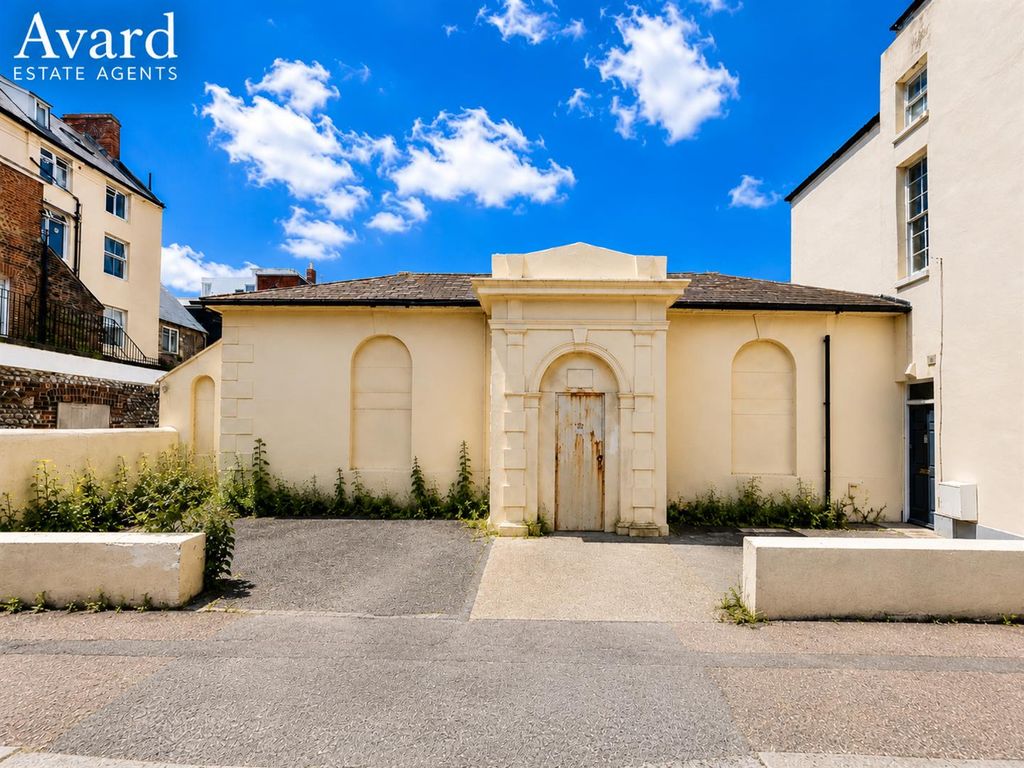 Property photo 1 of 15 5008.Png