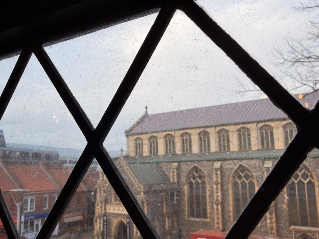 Property photo 3 of 35