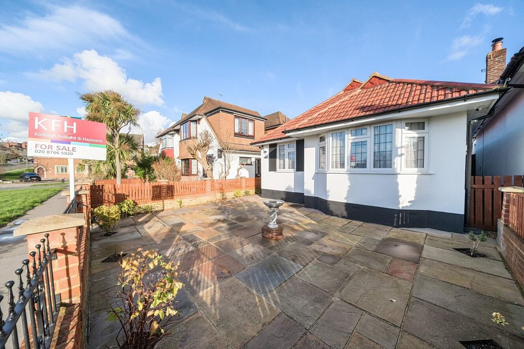 Property photo 1 of 14 Picture No. 21