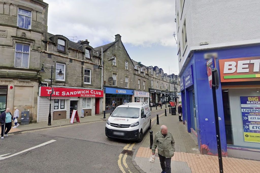 Property photo 1 of 9