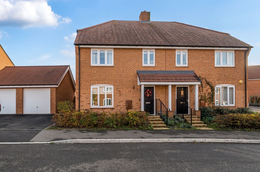 Property photo 1 of 17 1381864-25-6915F4...