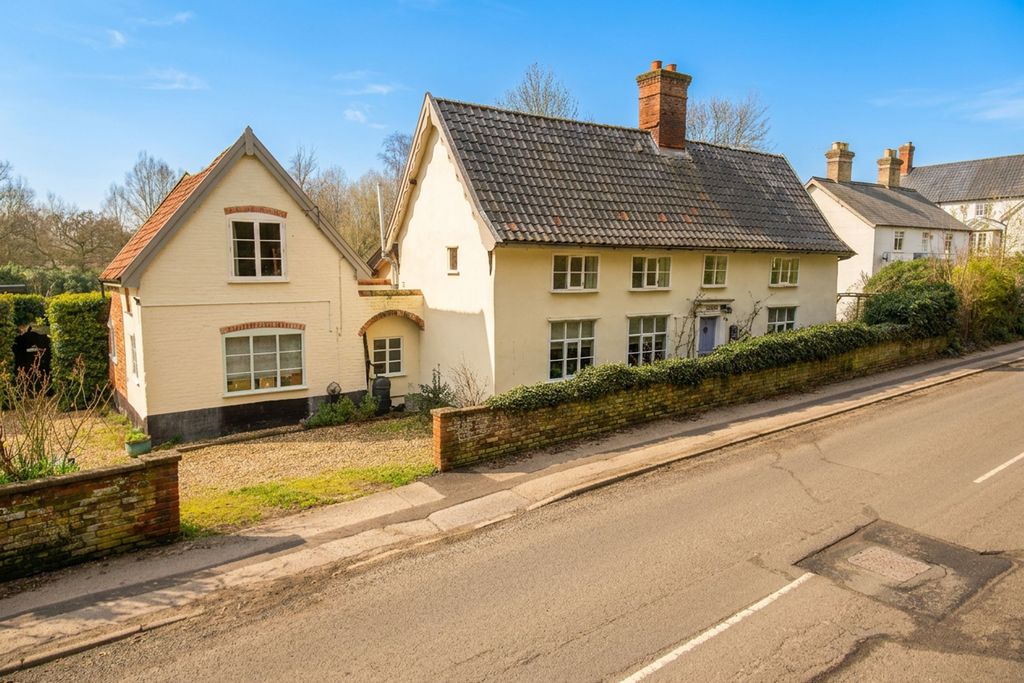 Property photo 1 of 38