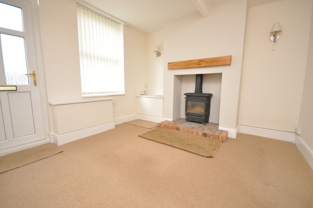 Property photo 2 of 7 Photo 02