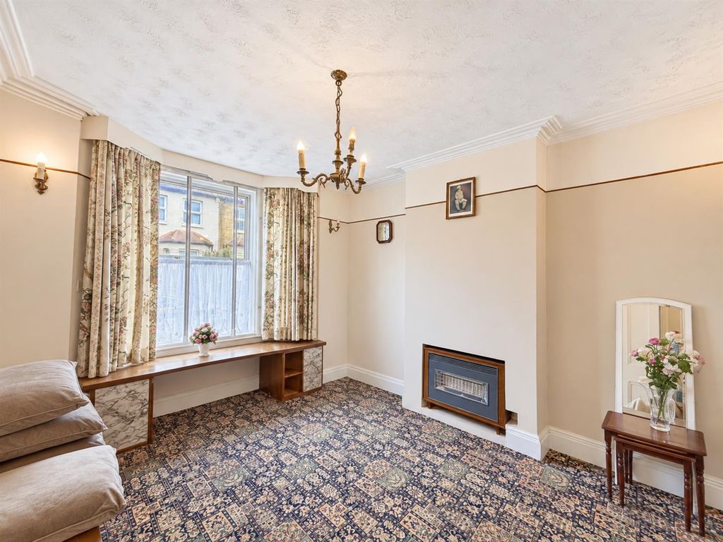 Property photo 2 of 11 Reception Room