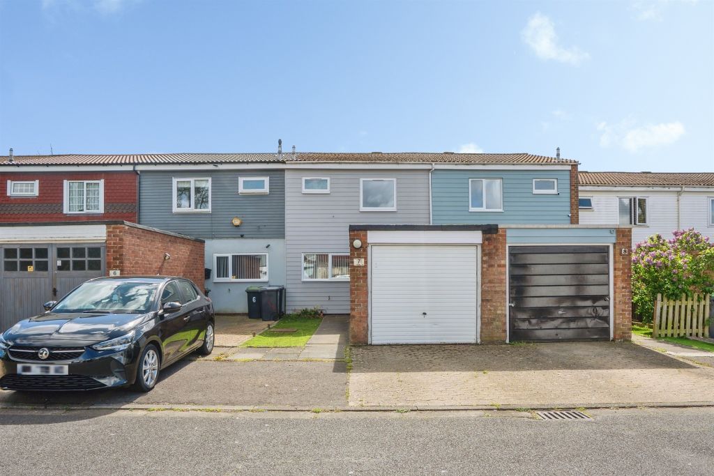 Property photo 1 of 18