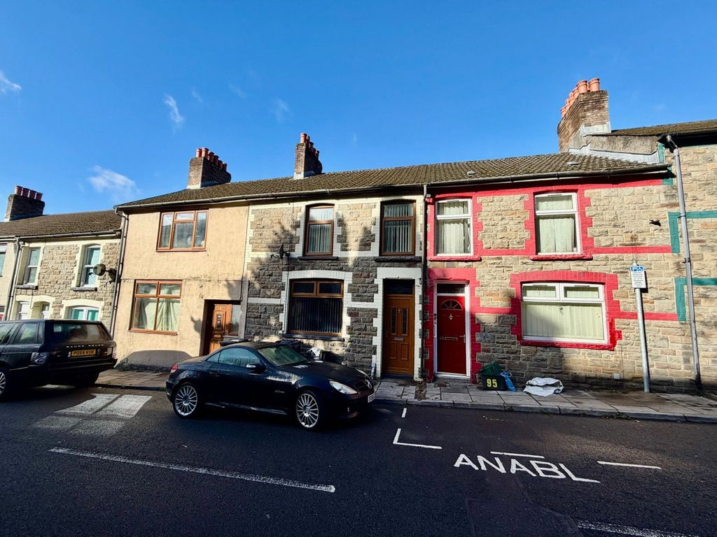 Property photo 1 of 37
