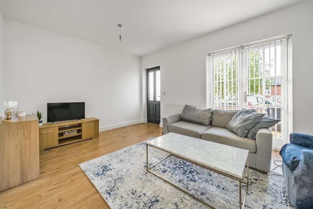Property photo 3 of 10 Kitchen/Reception Room