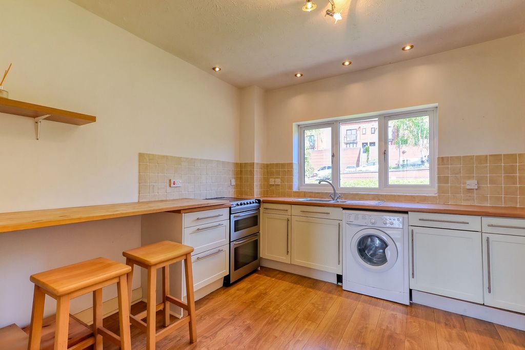 Property photo 3 of 13 Picture No. 47