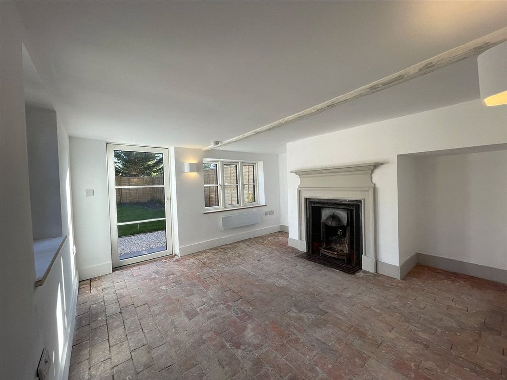 Property photo 2 of 17 Picture No. 11