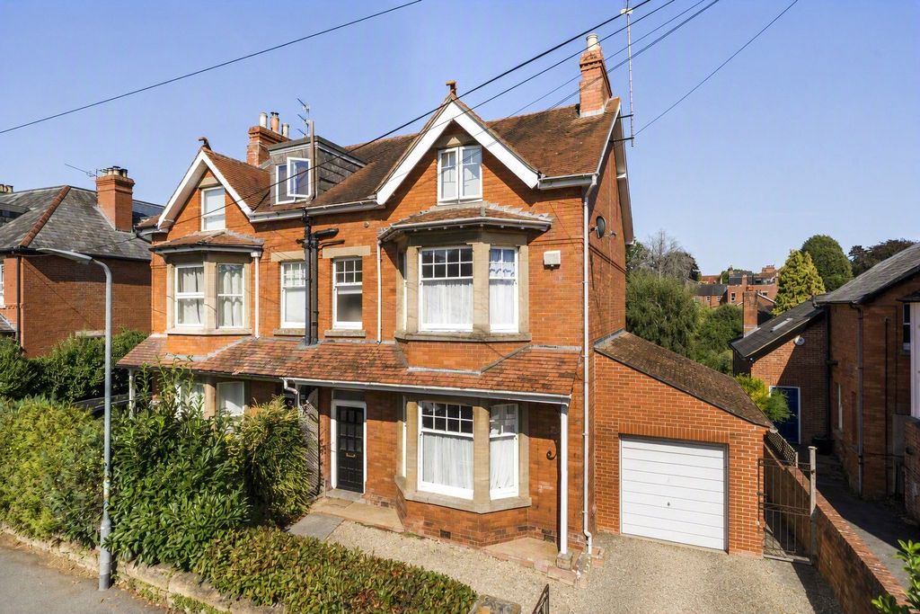 Property photo 1 of 21 Picture No. 33