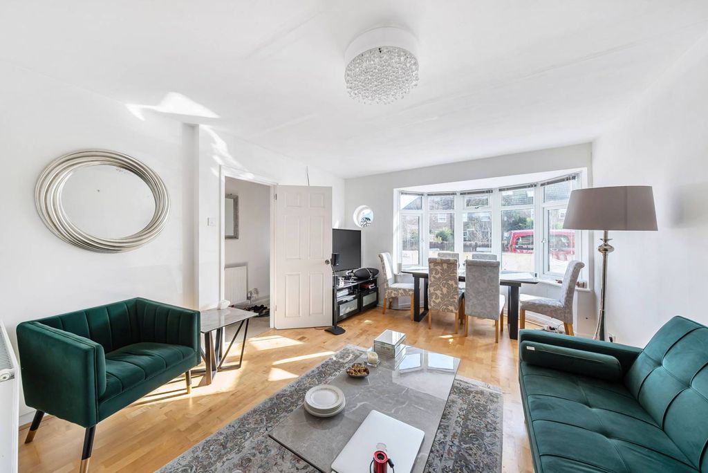 Property photo 3 of 15