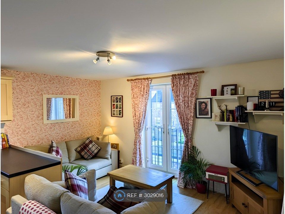 Property photo 3 of 11