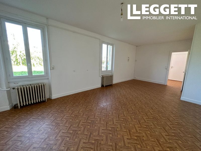 Property photo 3 of 10