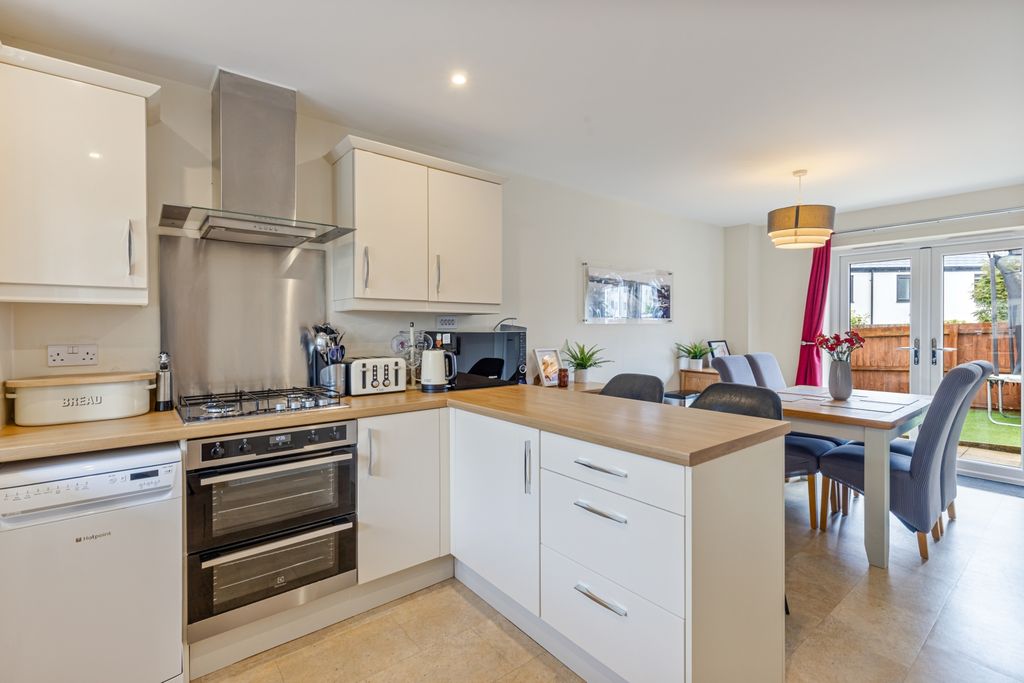 Property photo 2 of 16 A10 - 3 Clover Close, Paignton - 250917