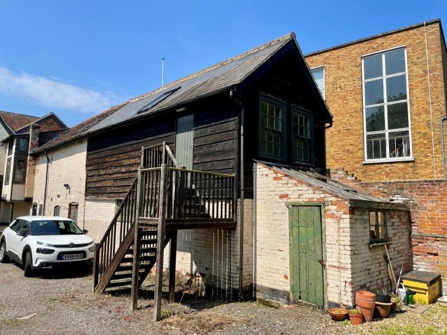 Property photo 2 of 13