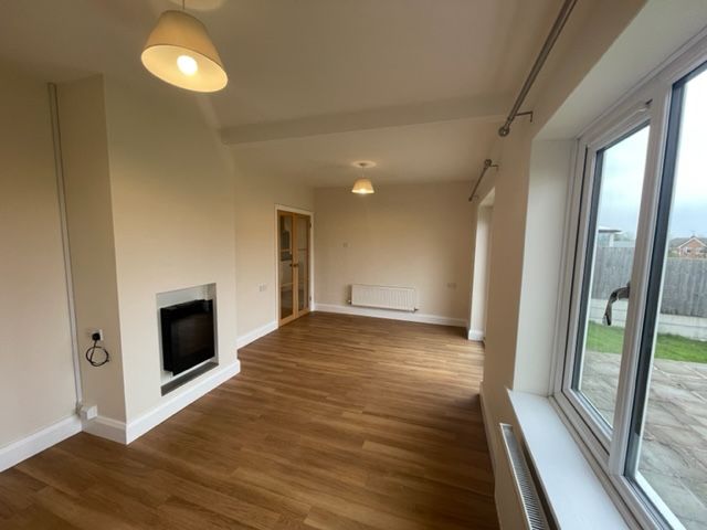 Property photo 2 of 23 Living Room