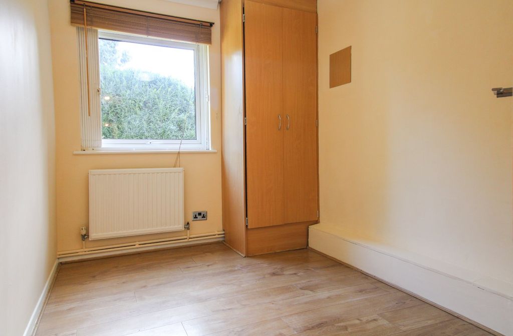 Property photo 2 of 12 Picture No. 01