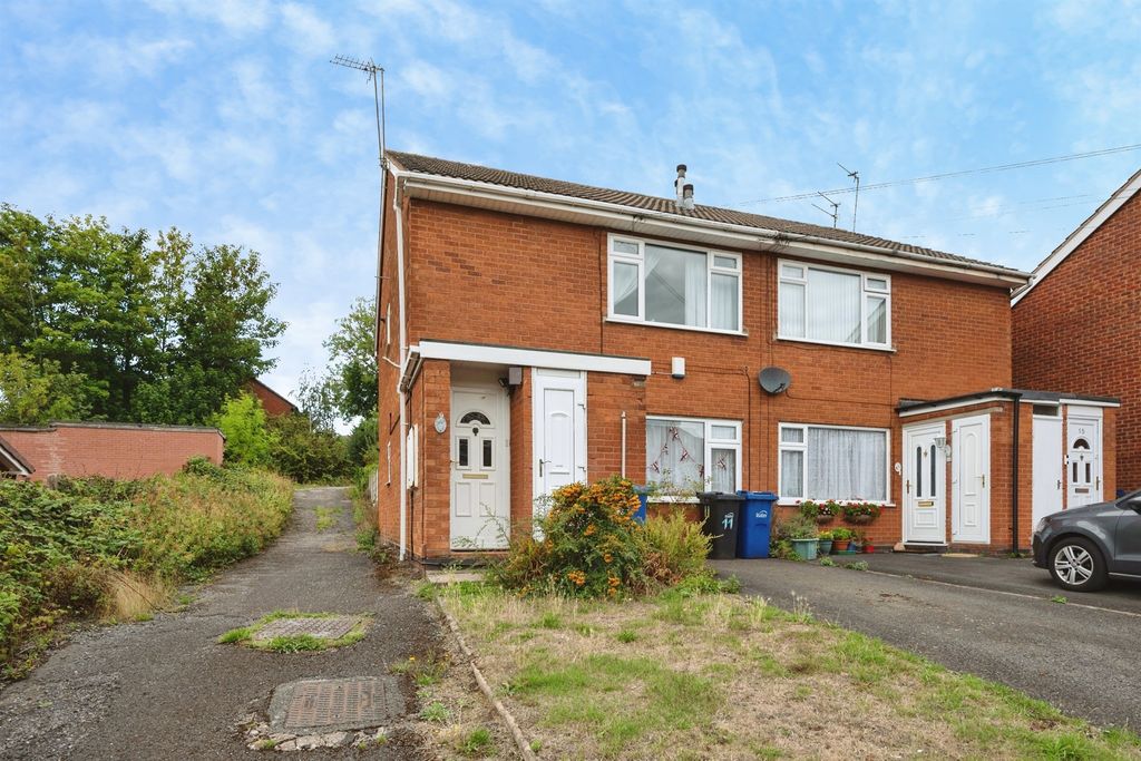 Property photo 1 of 12