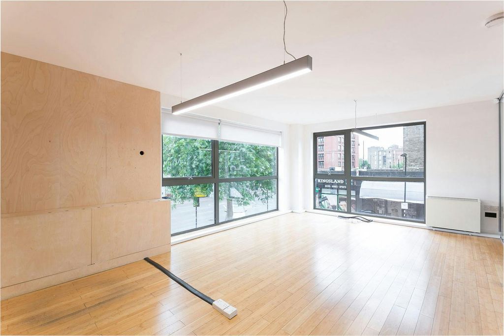 Property photo 3 of 11 284Kingslandroadunit1CE84Dnhaggerstonofficetoletinternal2Dominionlondon.Jpg