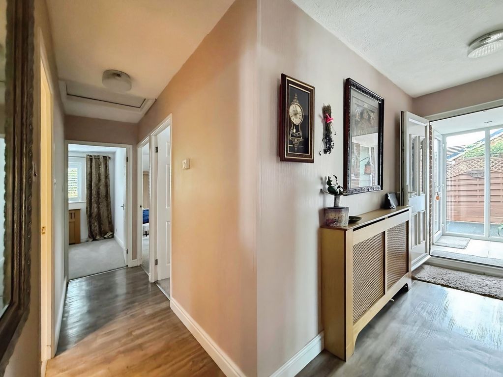 Property photo 3 of 22 Photo 9