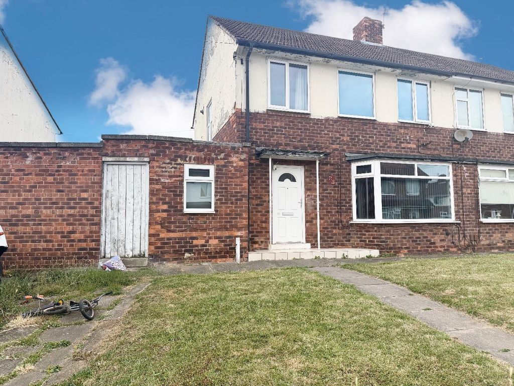 Property photo 1 of 1 External