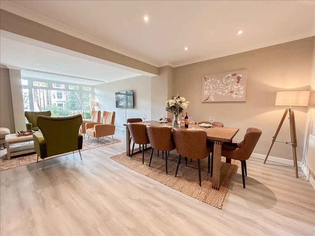 Property photo 3 of 72