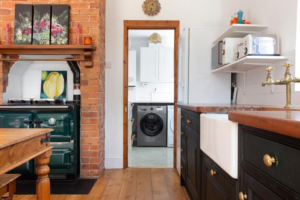 Property photo 3 of 19 Photo 3