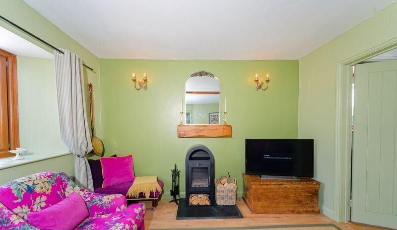 Property photo 2 of 19