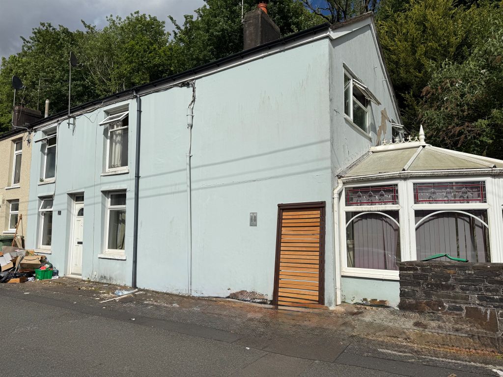 Property photo 1 of 1