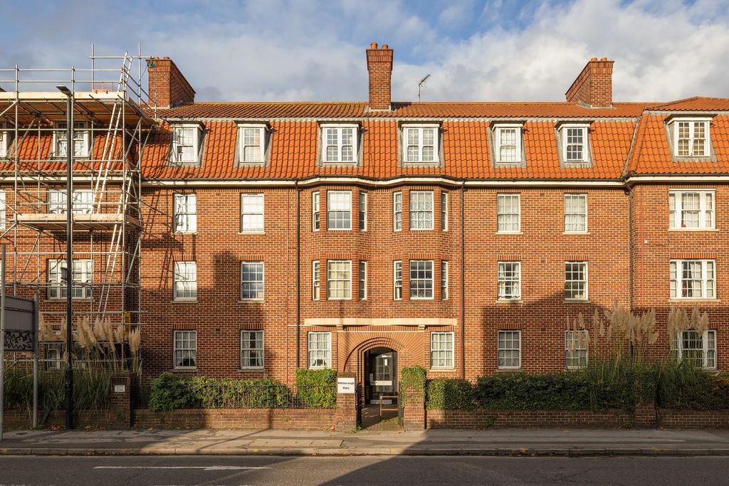 Property photo 2 of 20 Char8559.Jpg